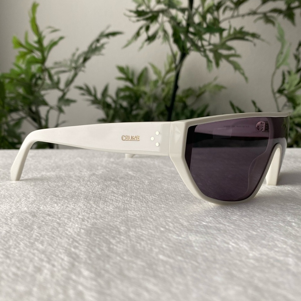 Celine Mask/Shield Wraparound Sunglasses (CL40195I, White/Smoke) - Picture 3 of 16